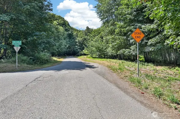 2009 E Ennis Creek RD, Port Angeles, WA 98362