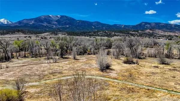 105 M And M LN #2B, Salida, CO 81201