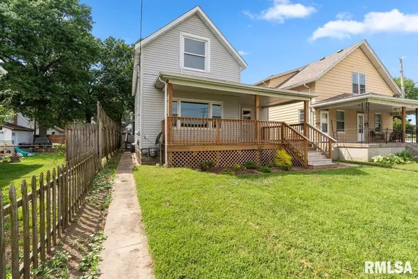 415 S WASHINGTON ST, Taylorville, IL 62568