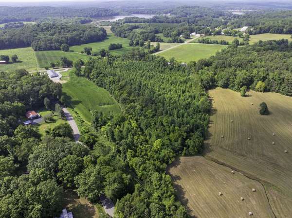 0 Highway 100 E, Decaturville, TN 38329
