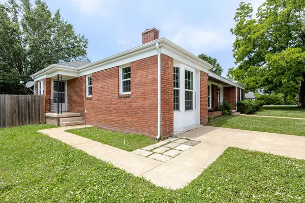 238 Elm Ave, Lewisburg, TN 37091