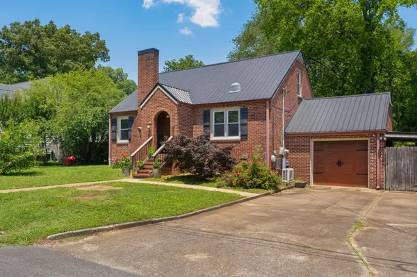 19 Kingston Street, Chattanooga, TN 37415