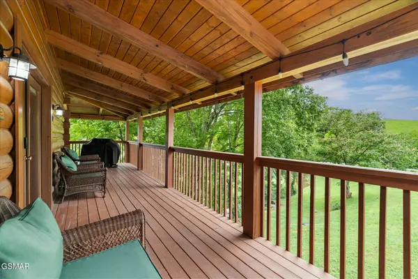 1915 Leatherwood Lane, Sevierville, TN 37862