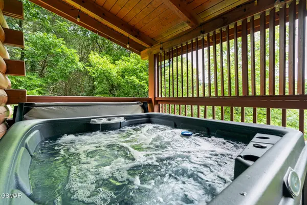 1915 Leatherwood Lane, Sevierville, TN 37862