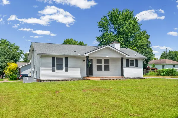 737 Shelton Cir, Clarksville, TN 37042