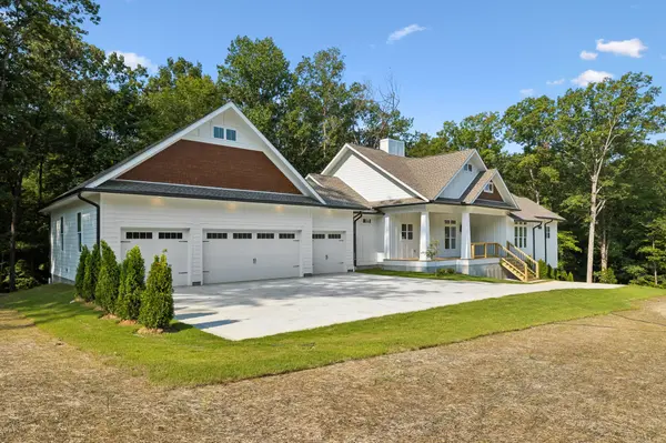 148 Laurel Furnace Road, White Bluff, TN 37187