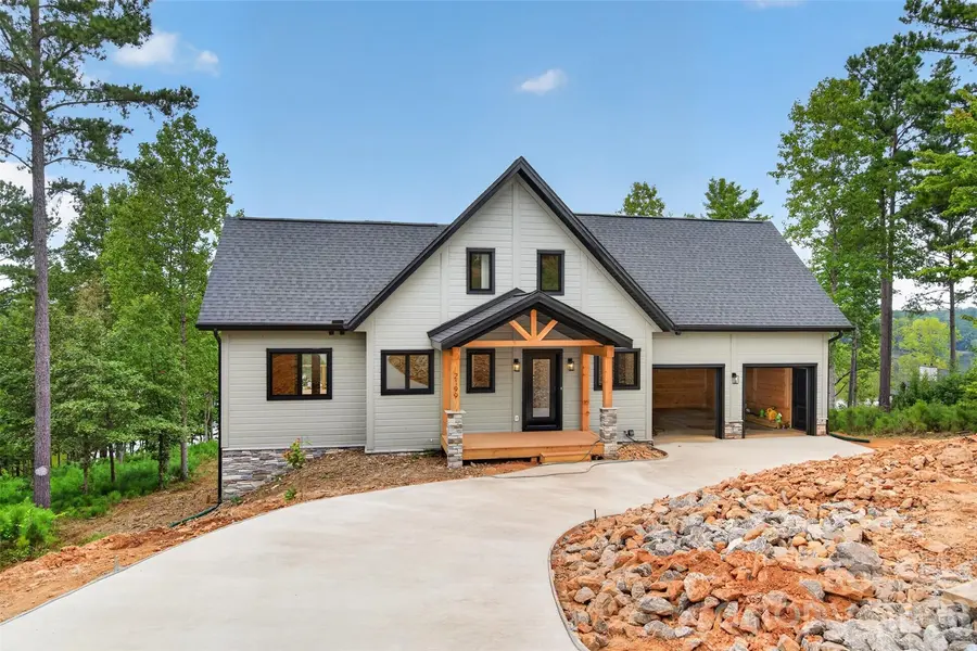 2199 Castle Peak MTN, Connelly Springs, NC 28612