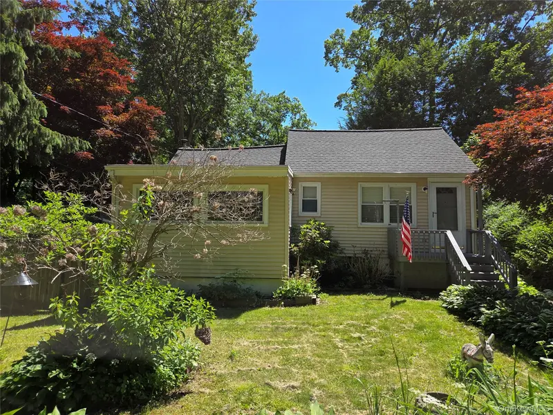 19 Ravina RD, Patterson, NY 12563