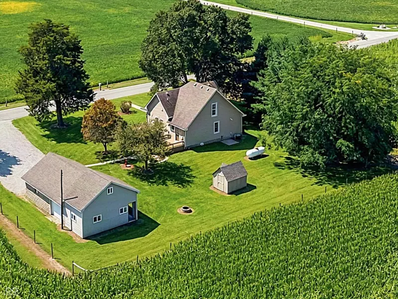 1386 E 700 N, Fortville, IN 46040