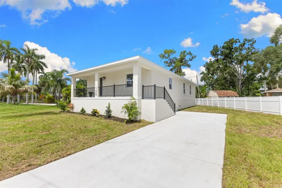 120 BROWN ST, Bradenton, FL 34208