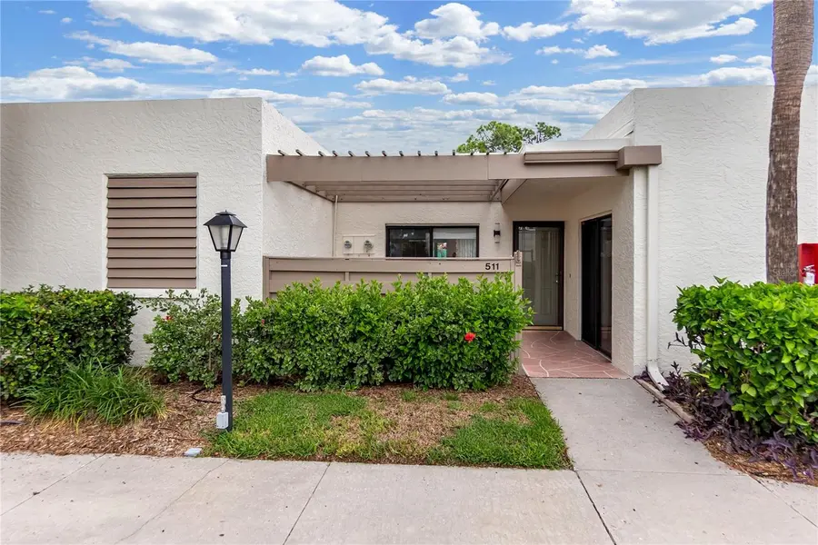 511 LAKESIDE DR #511, Bradenton, FL 34210