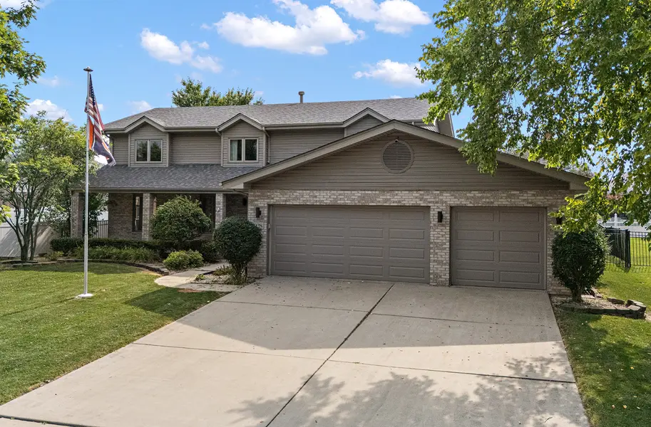 1028 Kylemore CT, Lockport, IL 60441
