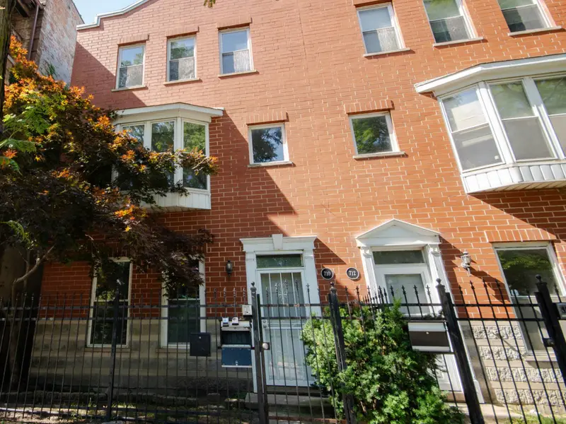 710 E 51st ST, Chicago, IL 60615