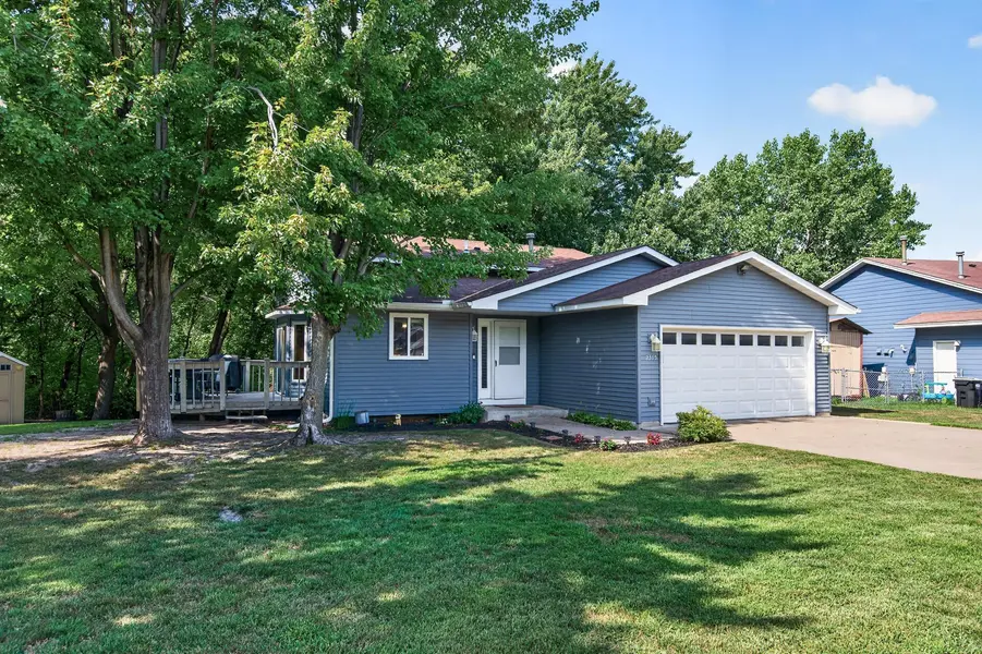 2315 138th LN NW, Andover, MN 55304