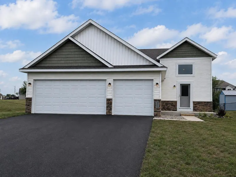 2021 Legacy DR, Faribault, MN 55021