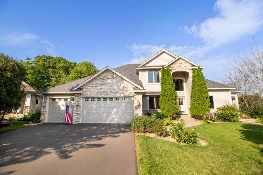 6739 Yellowstone LN N, Maple Grove, MN 55311