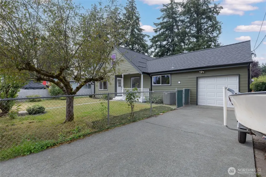 8407 Winona ST SW, Lakewood, WA 98498