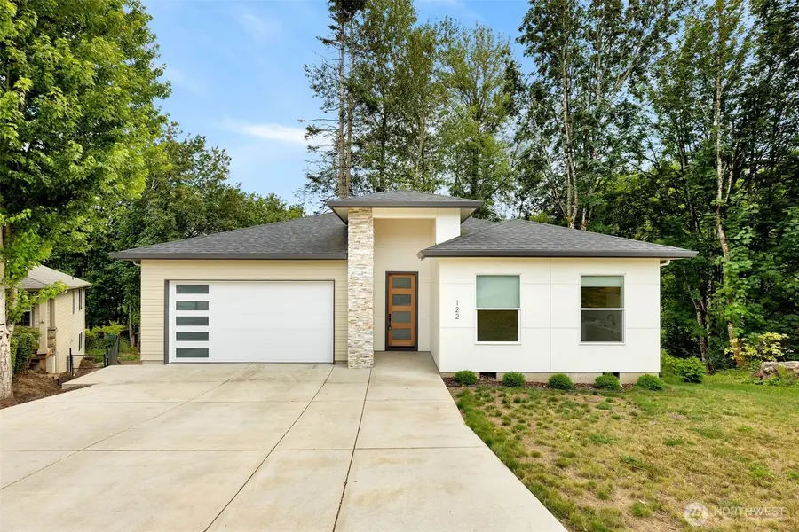 122 Surfview DR, Kelso, WA 98626