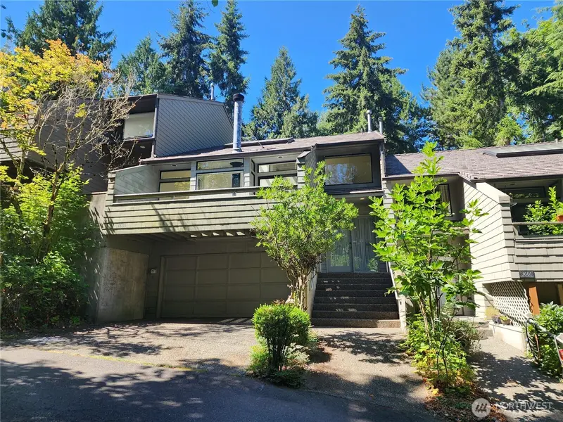 3605 93rd AVE SE, Mercer Island, WA 98040