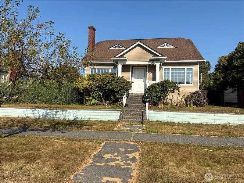 2517 Rainier AVE, Everett, WA 98201