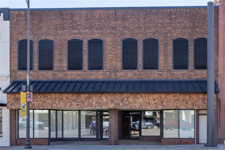 106 W Main ST, Weatherford, OK 73096