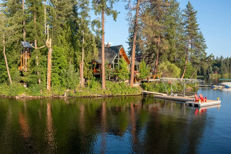 143 Viewpoint Rd, Newport, WA 99156