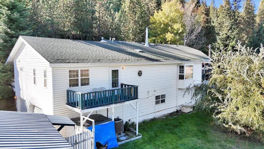 11224 N Honeymoon Bay Rd, Newman Lake, WA 99025