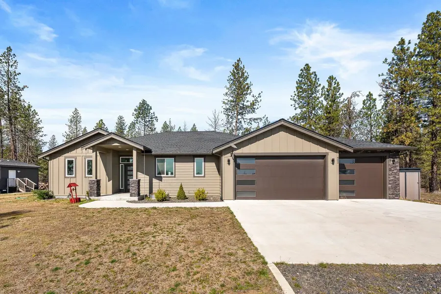 402 S Christensen Rd, Medical Lake, WA 99022