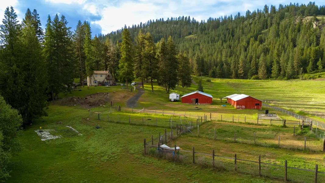 2063-A Marble Valley Basin Rd, Addy, WA 99101