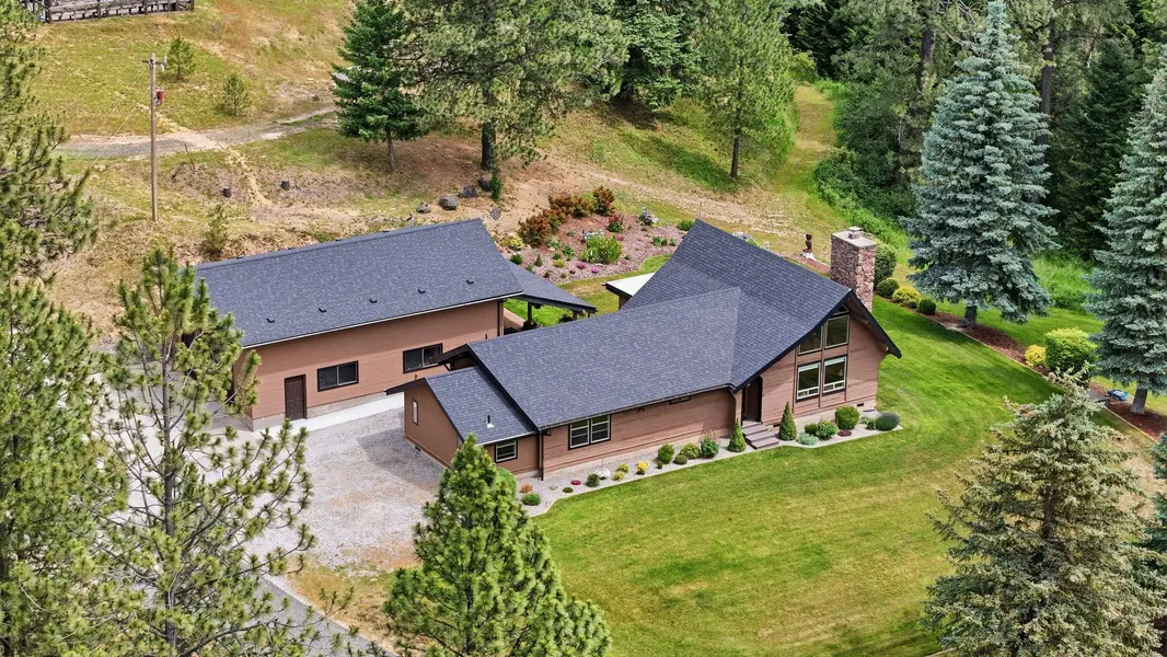 26401 E ELDER Rd, Rockford, WA 99030