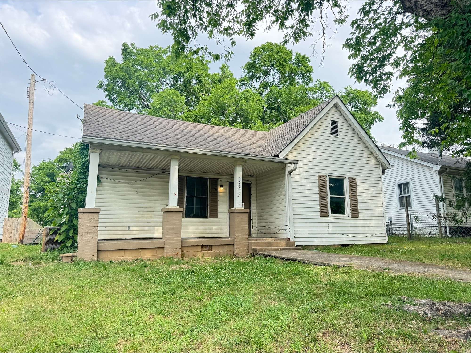 1220 Stockell St, Nashville, TN 37207