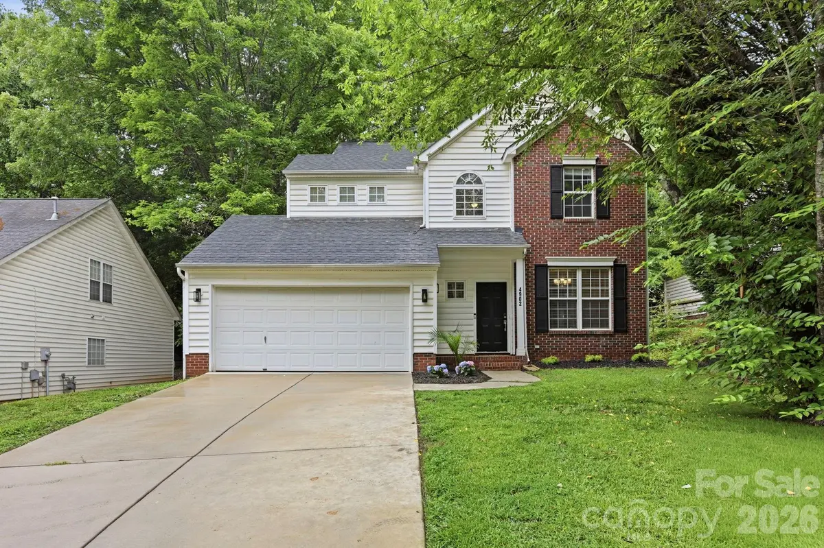 4902 Windchase LN, Charlotte, NC 28269
