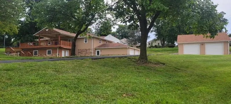 5001 NW High DR, Riverside, MO 64150