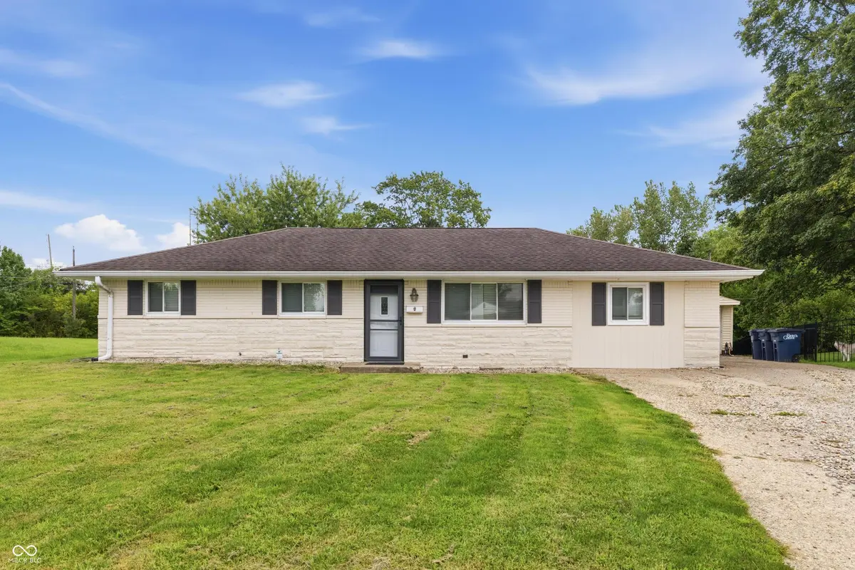 9 Wally CT, Beech Grove, IN 46107