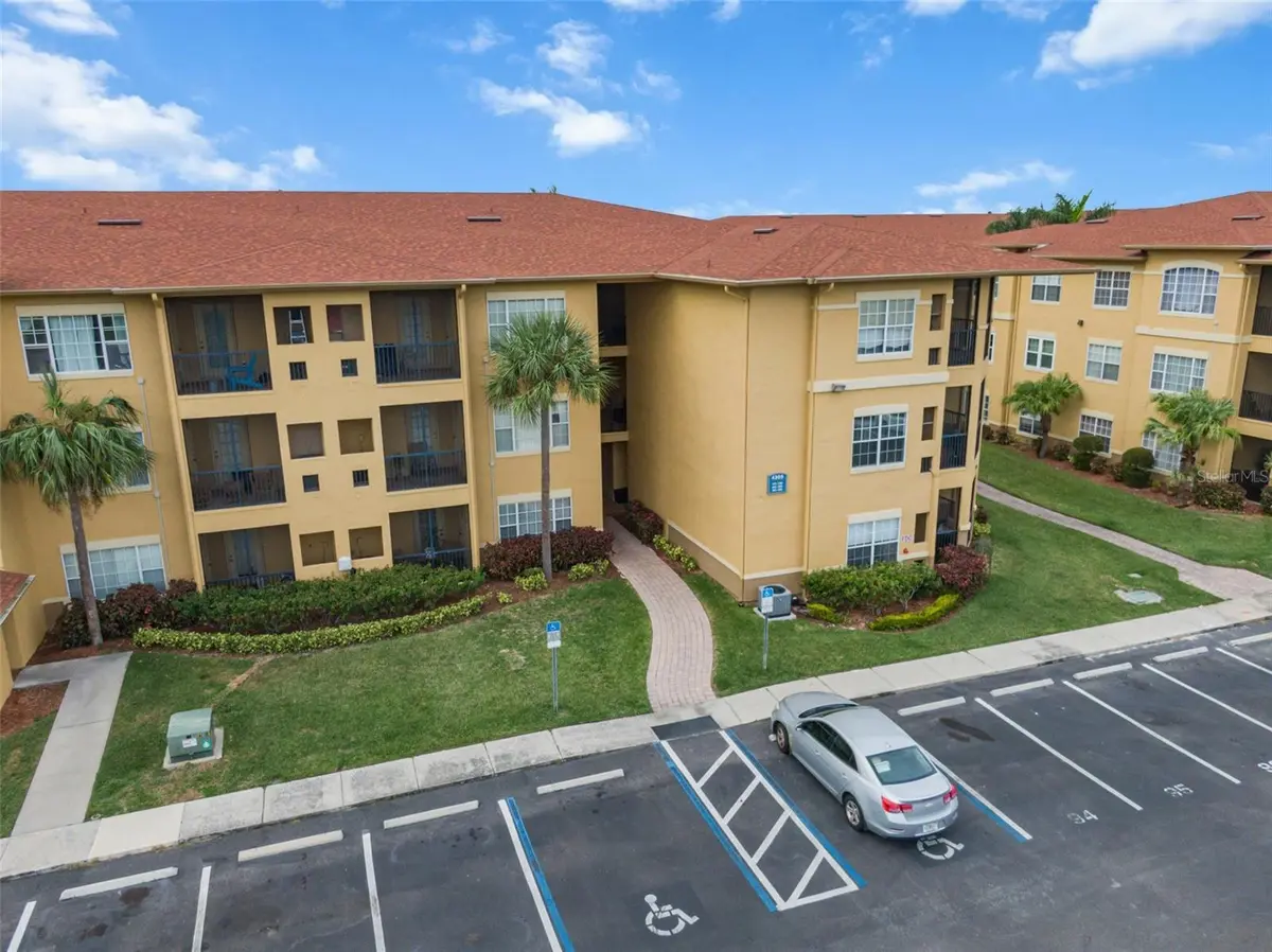 4305 BAYSIDE VILLAGE DR #104, Tampa, FL 33615