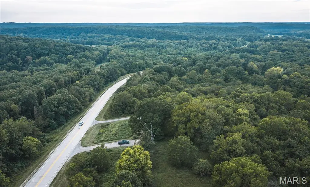 000 Highway 8, Steelville, MO 65565