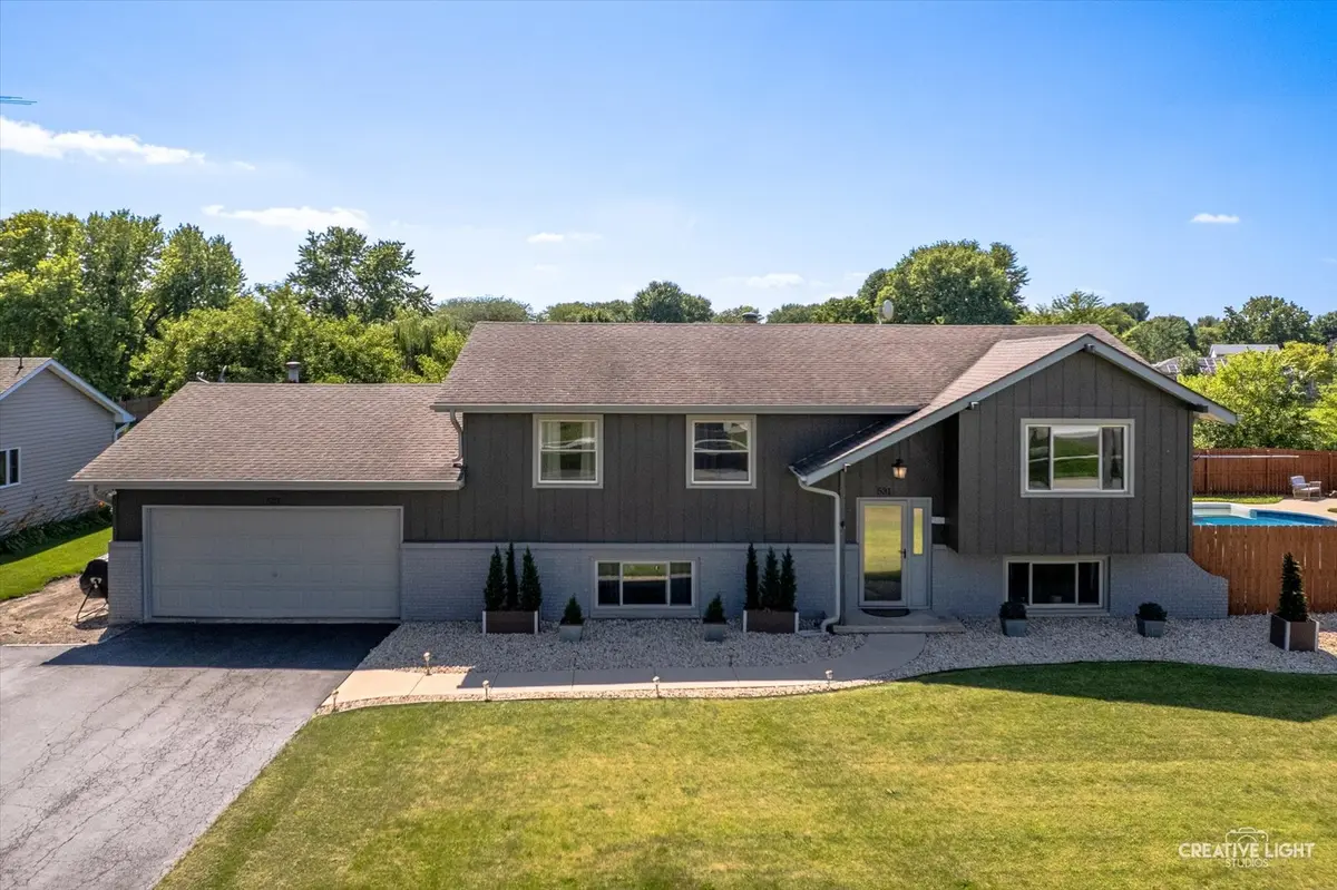 531 N Sycamore ST, Hinckley, IL 60520