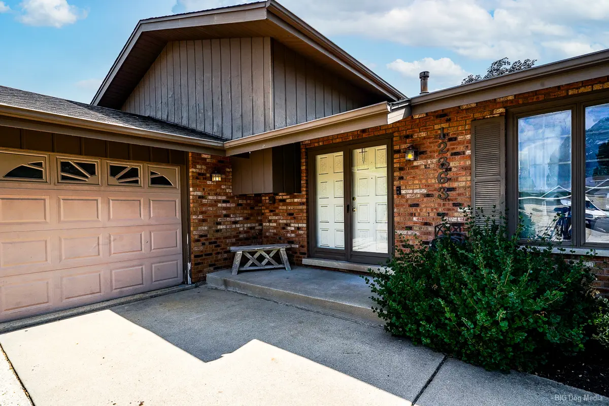 12363 Derby LN, Orland Park, IL 60467