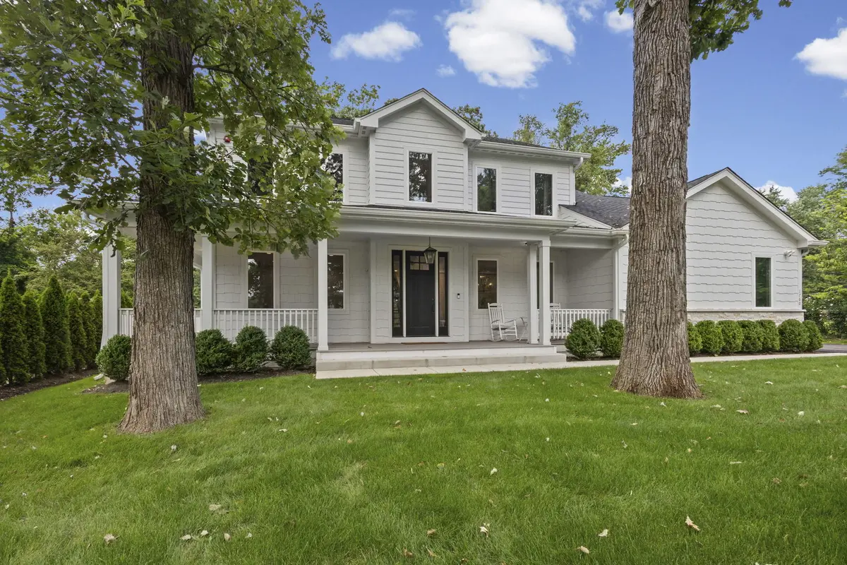 1760 Chris CT, Deerfield, IL 60015