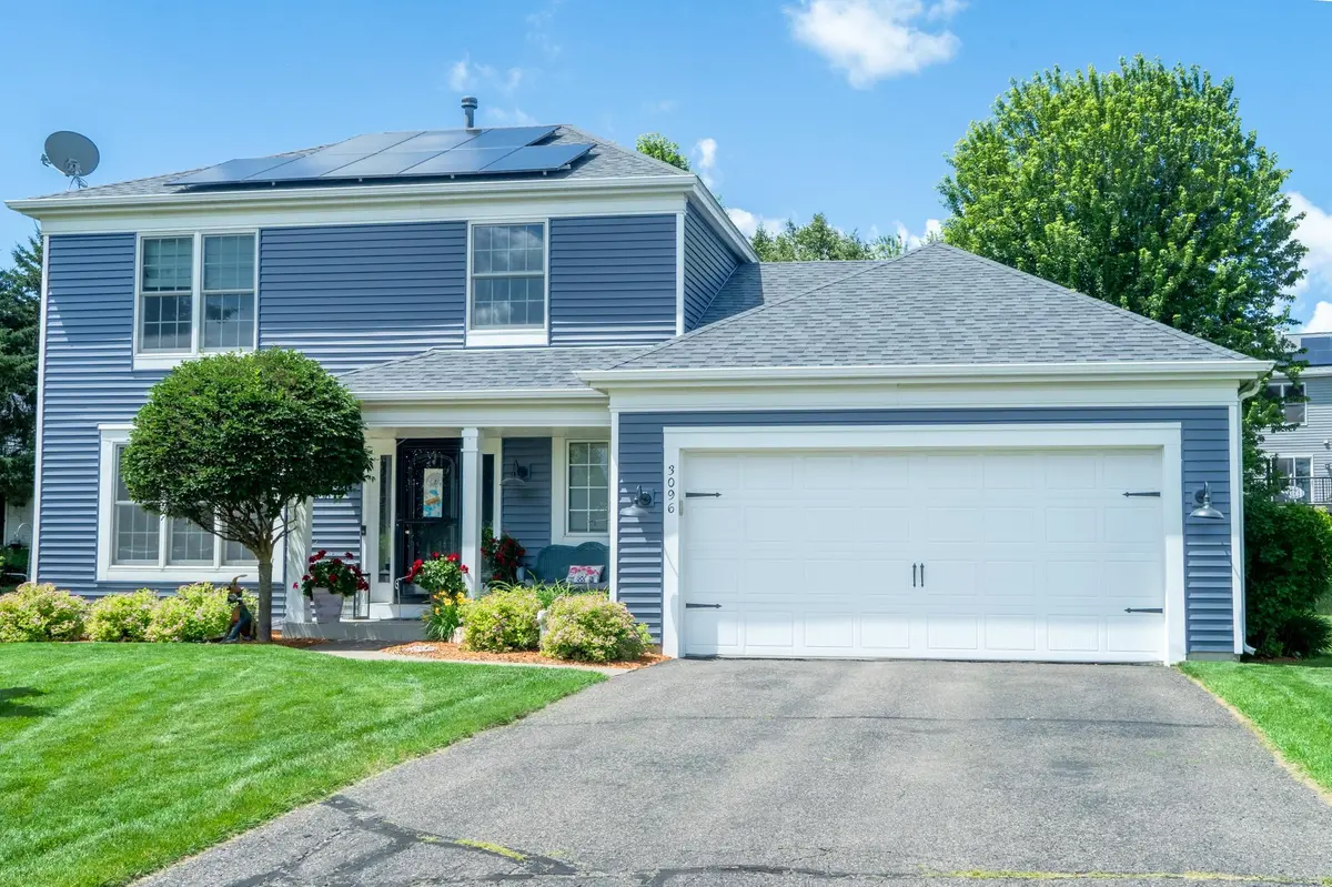3096 Copper Oaks Draw, Woodbury, MN 55125