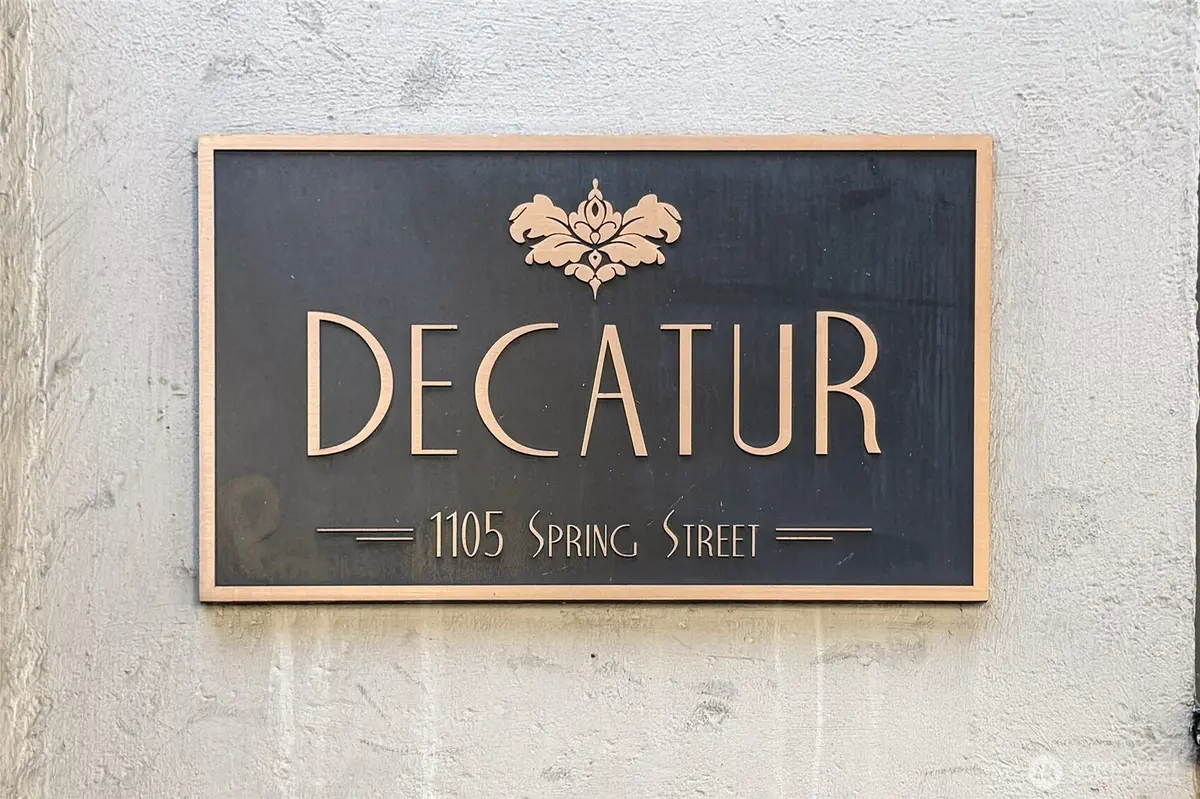 1105 Spring ST #1203, Seattle, WA 98104