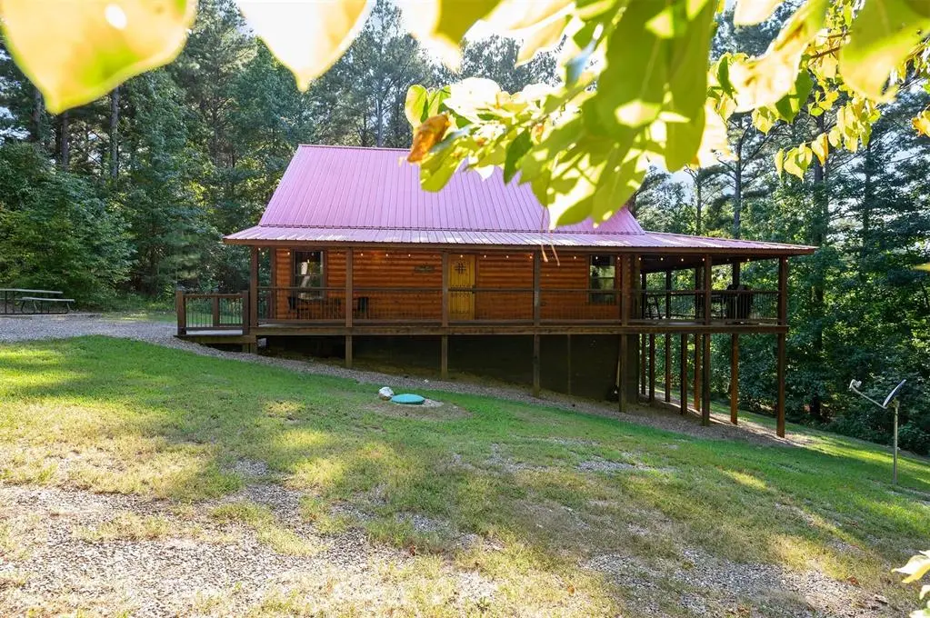 447 Long Pine TRL, Broken Bow, OK 74728