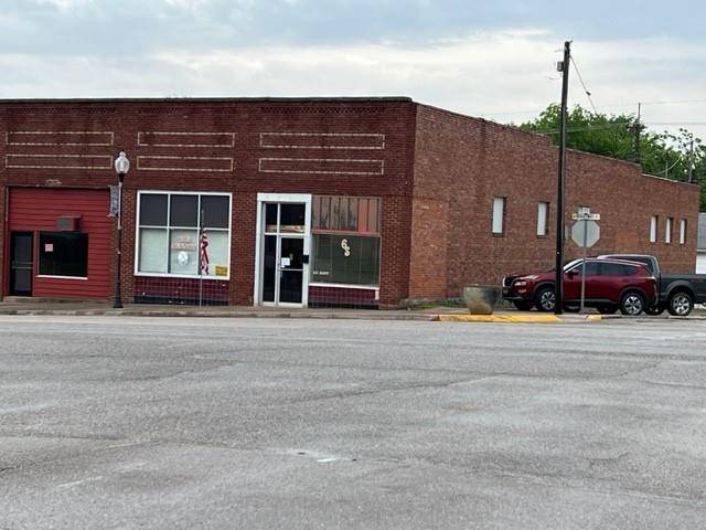 421 W Bdwy ST, Okemah, OK 74859