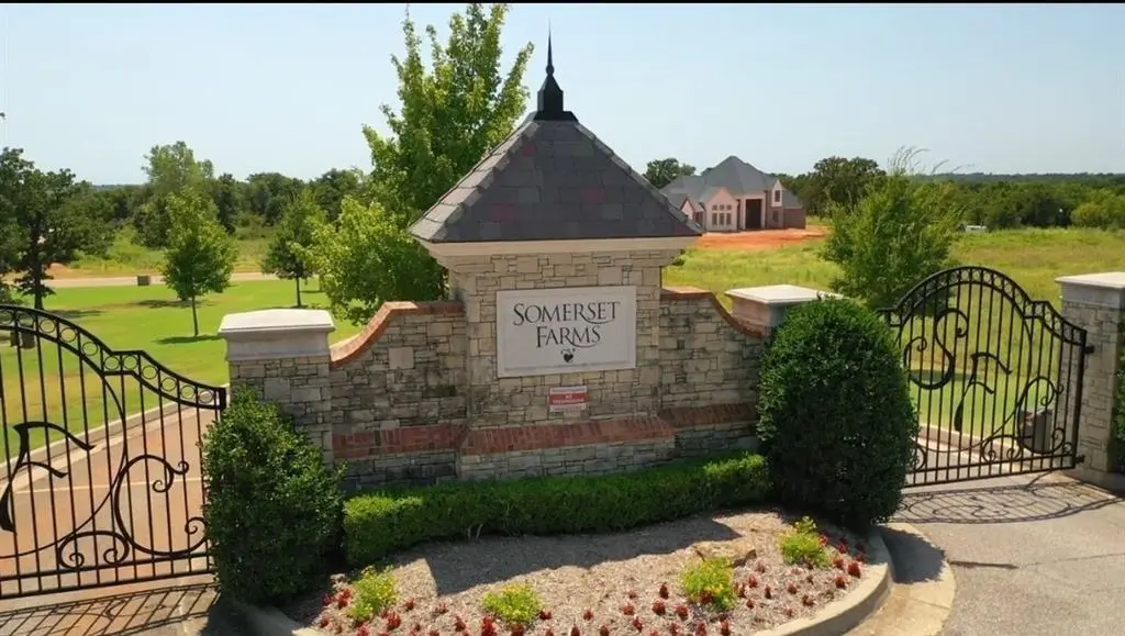18297 Chelsea CIR, Newalla, OK 74857