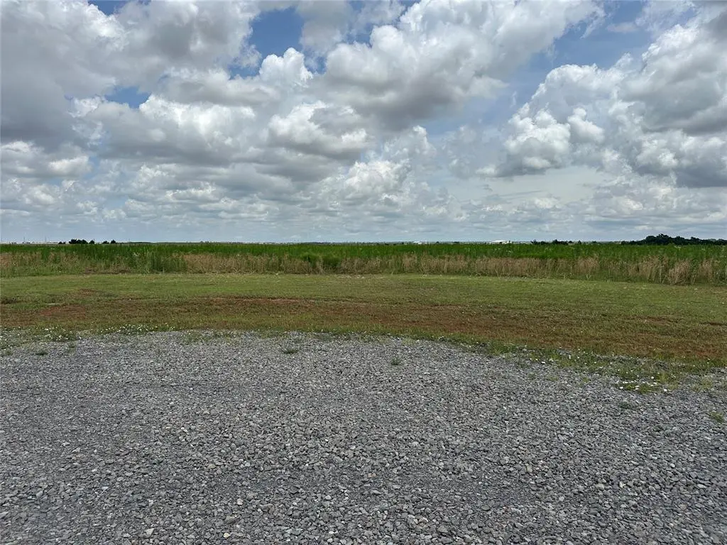 30625 White Horse LN, Cashion, OK 73016