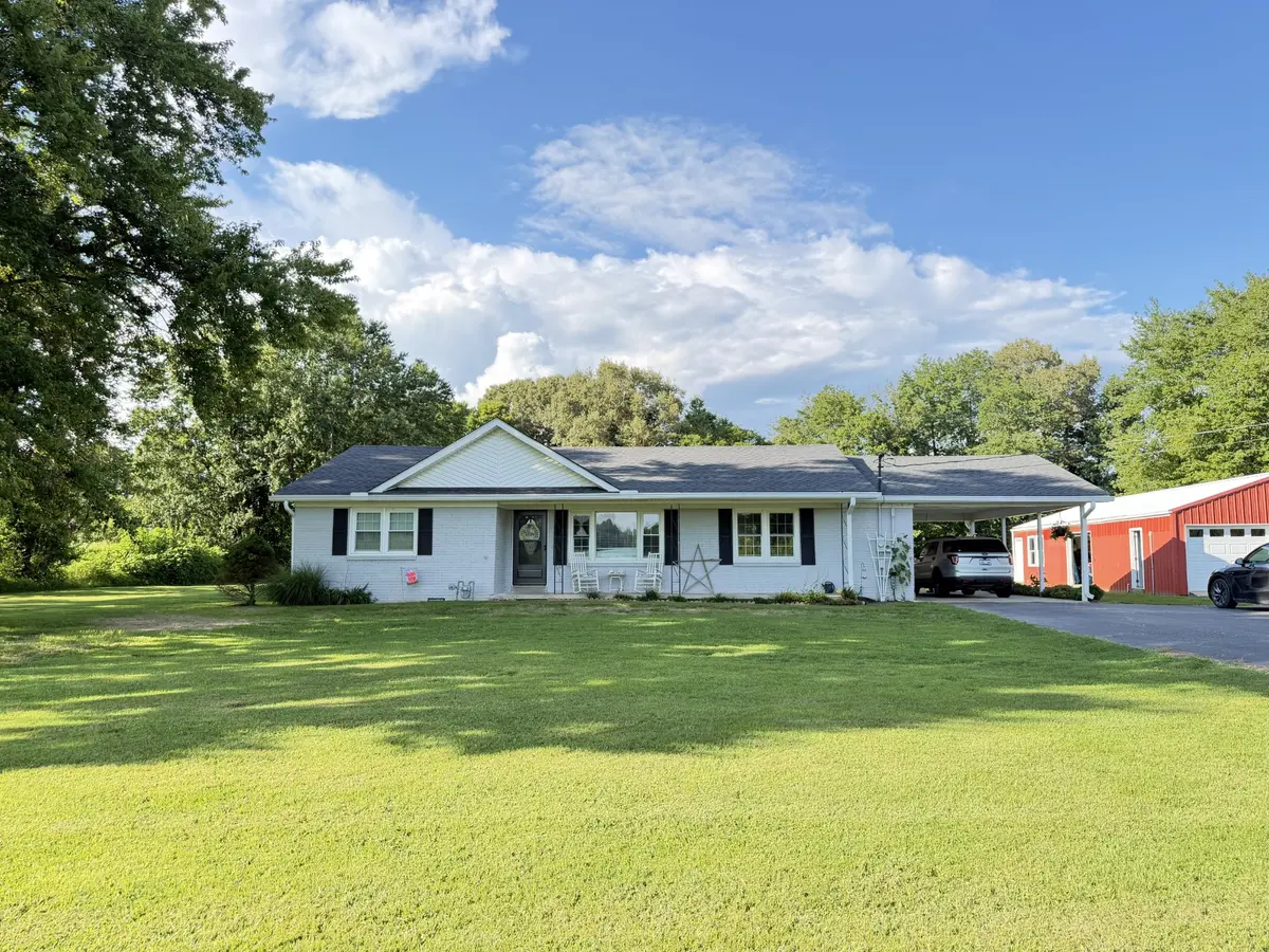 1355 State Route 70 #E, Drakesboro, KY 42337