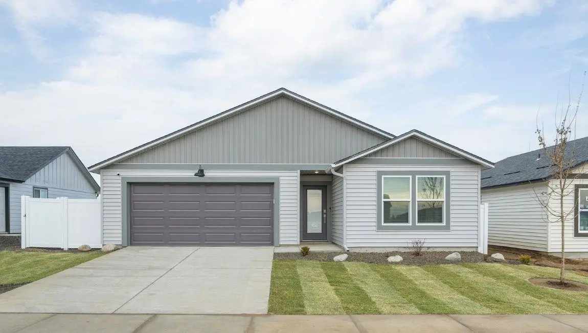1705 E A St, Deer Park, WA 99006