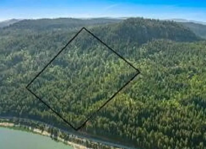 2462x WA-25 N Hwy, Evans, WA 99126