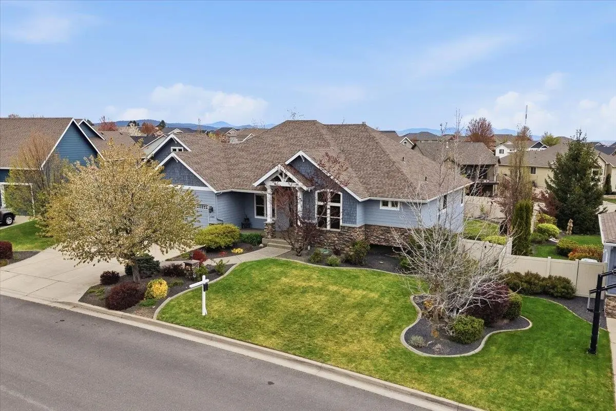 2309 S Morningside Heights Dr, Greenacres, WA 99016