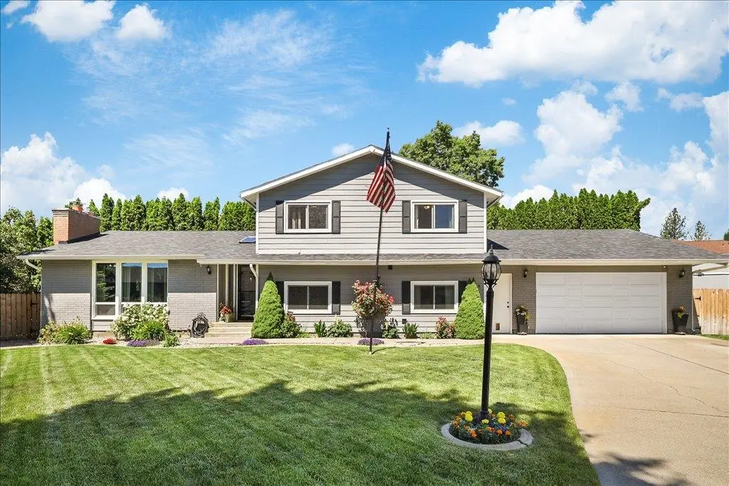6114 W Kittitas Ct, Spokane, WA 99208-0000